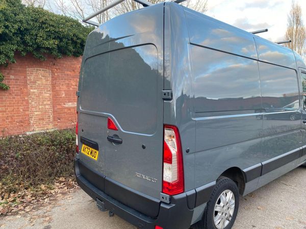 Renault Master 2022 auto A/C 375890617