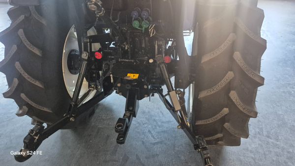 Boomer 40 4WD 375950511