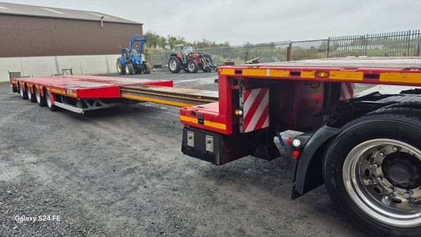 Max low ride trailer 376042948