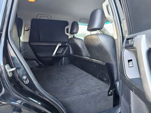 TOYOTA LANDCRUISER LWB // LEATHER AND REVERSE CAM 376073357