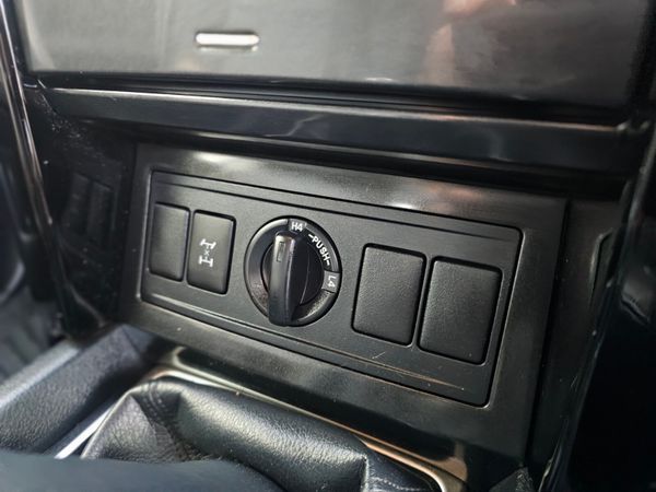 TOYOTA LANDCRUISER LWB // LEATHER AND REVERSE CAM 376073319