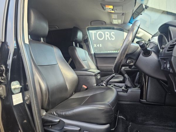 TOYOTA LANDCRUISER LWB // LEATHER AND REVERSE CAM 376073472