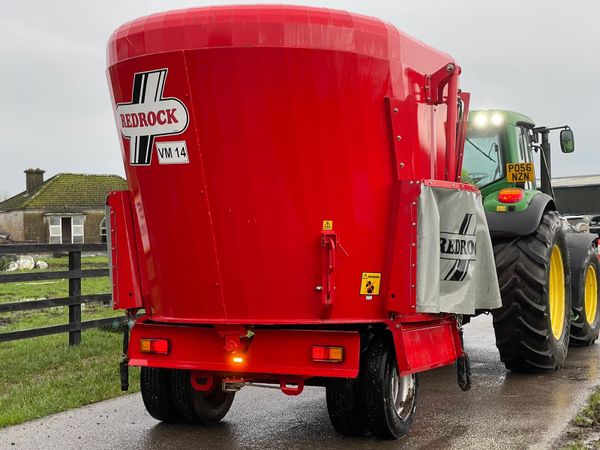 Redrock Diet Feeder VM14 Tub feeder***** Like New 376081007