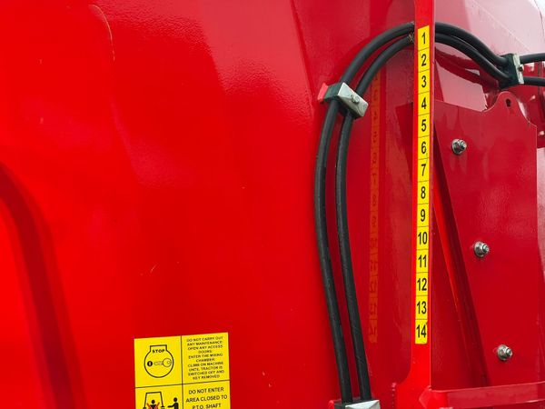 Redrock Diet Feeder VM14 Tub feeder***** Like New 376081020