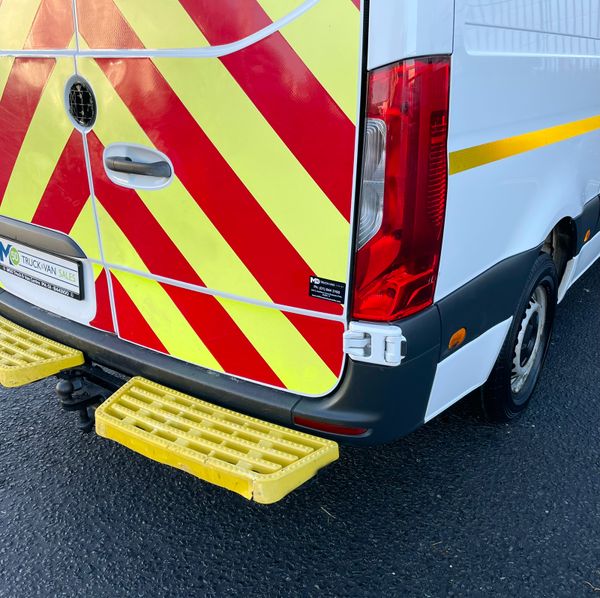 2022 Sprinter 315/36 with 3.5 Ton Towing 376033702