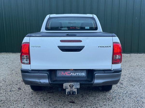 Toyota Hilux 2019 LOW MILES 376236062