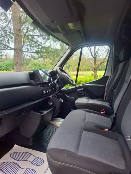 Nissan NV400 Fridge 2020 DOE 1/27 376472976