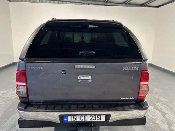 Toyota Hilux 2015 376439386