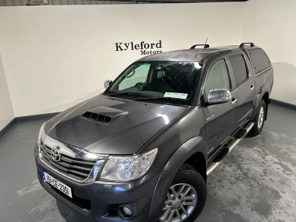 Toyota Hilux 2015 376439388