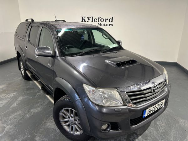 Toyota Hilux 2015 376439412
