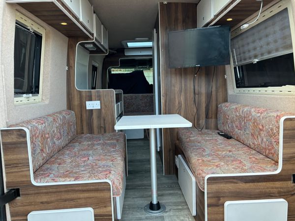 Renault Master 2017 Campervan 376672448