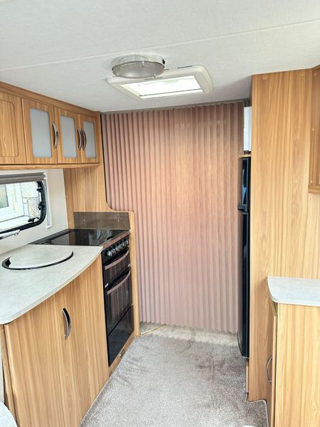 ✨STUNNING LUNAR DELTA TI 4 BERTH ISLAND BED✨ 376774277