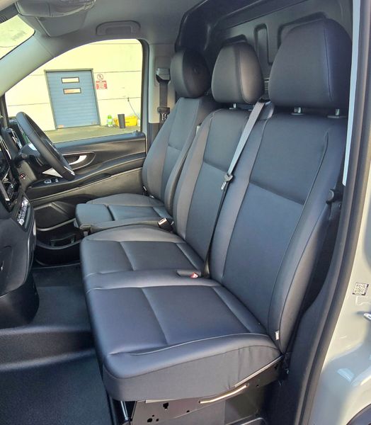 Best in action, The all new Mercedes-Benz Vito 377046001