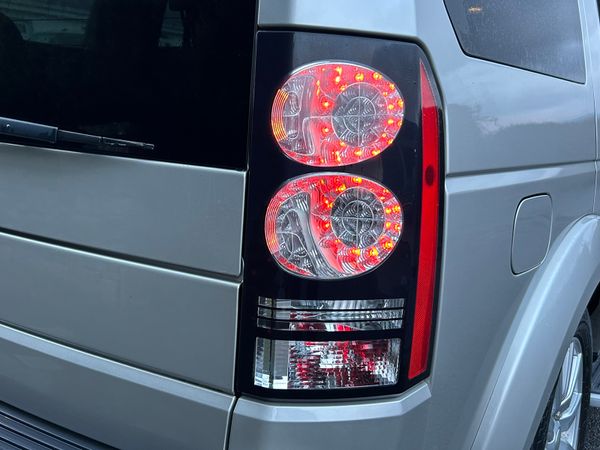 2015 Land Rover Discovery Crew Cab 377097855