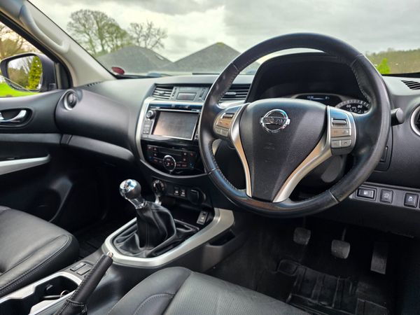 Nissan Navara 2018 377181999