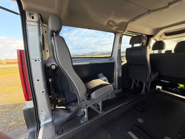 Peugeot Expert 2015 WCI 6 seaters 377137140