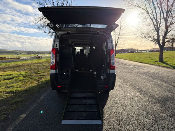 Peugeot Expert 2015 WCI 6 seaters 377137114