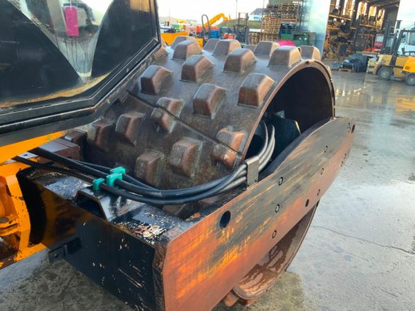 2006 JCB VIBROMAX Vm146d  ...PAD FOOT ROLLER. 377245810