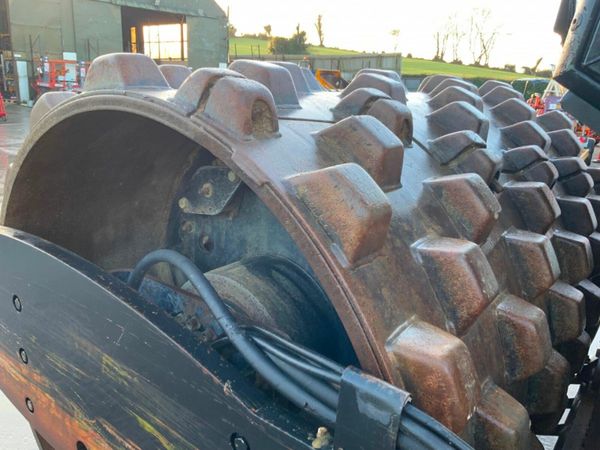 2006 JCB VIBROMAX Vm146d  ...PAD FOOT ROLLER. 377245811