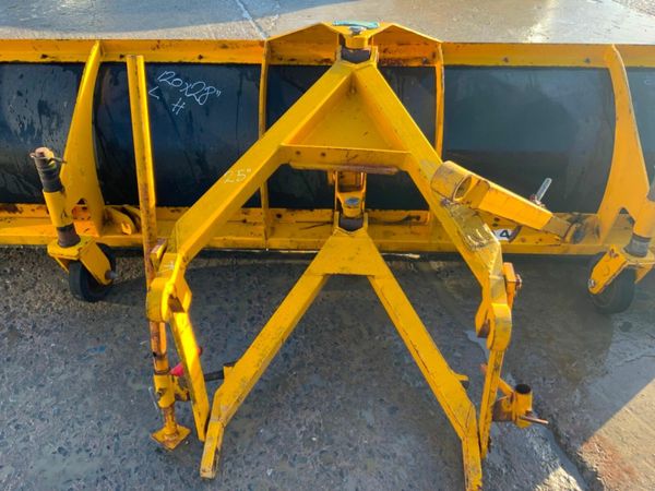 10ft SNOW PLOUGH ATTACHMENT.......#196. 377283684