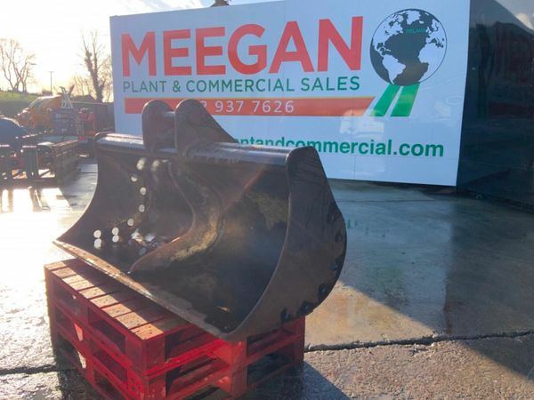 72" JCB GRADING BUCKET........65mm PINS........650 377283693