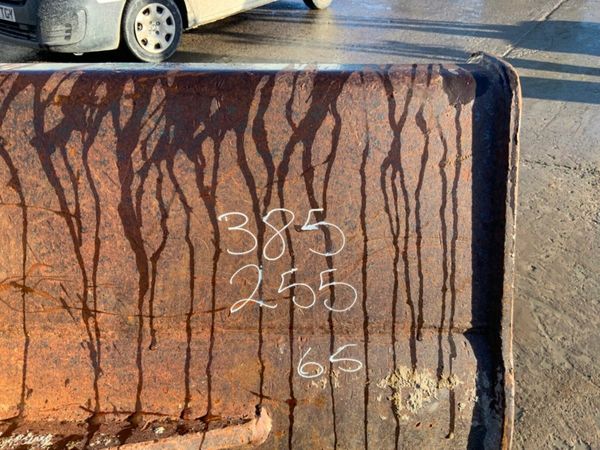 72" JCB GRADING BUCKET........65mm PINS........650 377283700