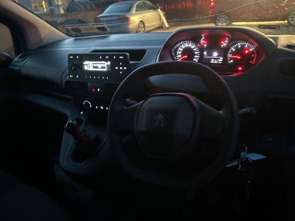 2021 Peugot Partner 1.5 Blue HDi 377293573