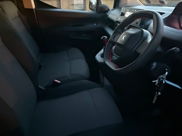 2021 Peugot Partner 1.5 Blue HDi 377293574