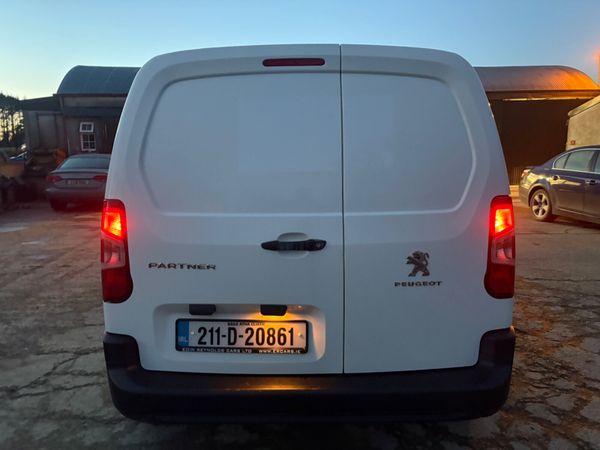 2021 Peugot Partner 1.5 Blue HDi 377293575