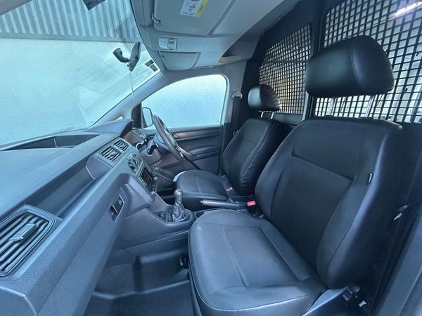 2019 Vw Caddy Maxi - Price includes VAT 377298210