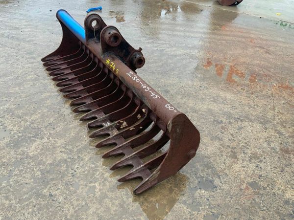 60" STONE / RAKE BUCKET........45mm PINS.......74s 377206103