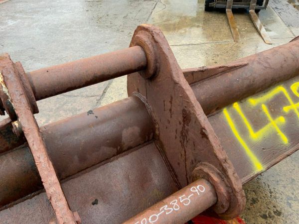 10ft GRADING BUCKET...........90mm PINS.......1470 377206365