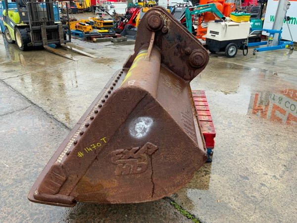 10ft GRADING BUCKET...........90mm PINS.......1470 377206367