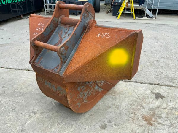 S45 TILT ROTATOR ROAD CROSSING BUCKET.....183 377206384
