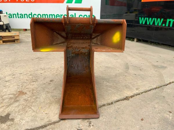 S45 TILT ROTATOR ROAD CROSSING BUCKET.....183 377206395