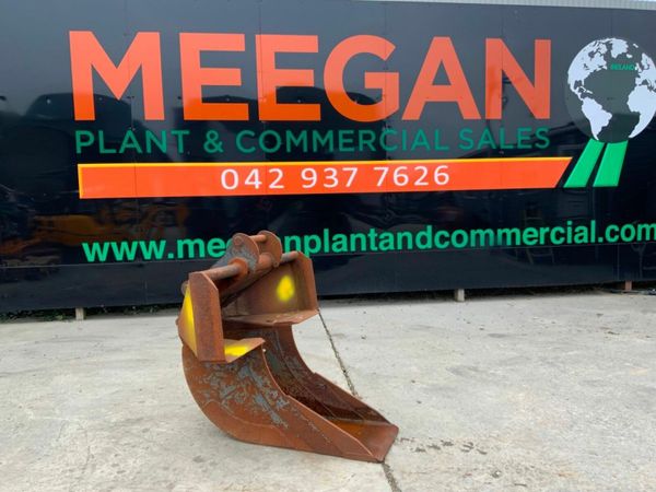 S45 TILT ROTATOR ROAD CROSSING BUCKET.....183 377206397