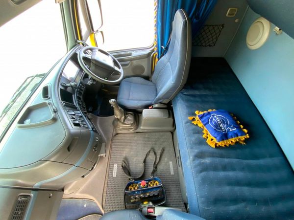 Volvo Other 32t REARLIFT  53t/mt  REMOTE FASSI CRA 377206303