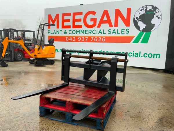 UNUSED PALLET FORKS.........65mm PINS........1211. 377206440