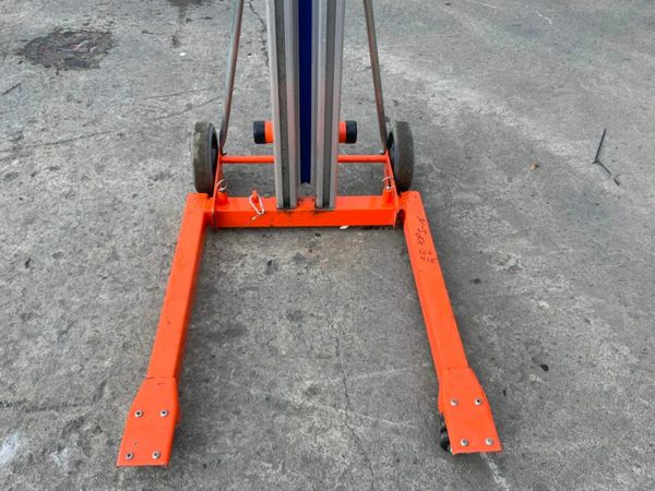 SUMNER 2210 MATERIAL LIFT / HOIST.......918t.... 377206424