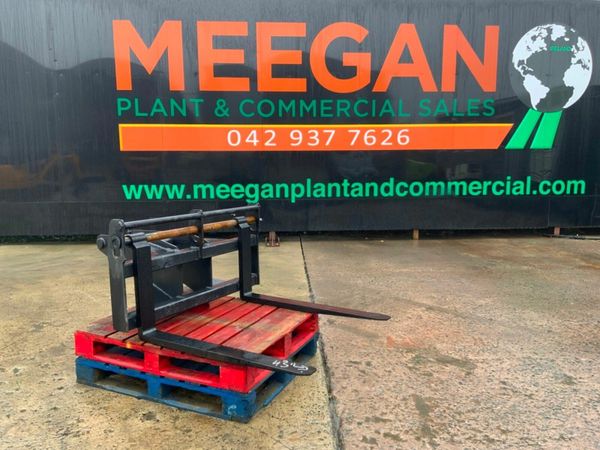 UNUSED PALLET FORKS.........65mm PINS........1211. 377206439