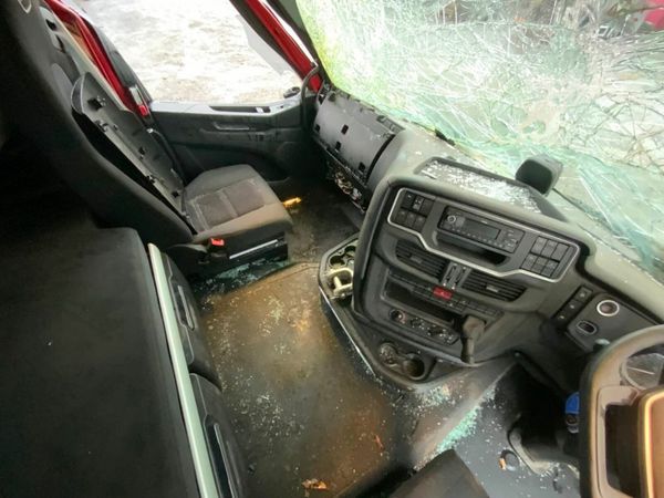 Iveco Other S / WAY CHASSIS CAB.   PARTS AND SPARE 377206532