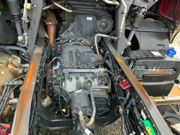 Iveco Other S / WAY CHASSIS CAB.   PARTS AND SPARE 377206535