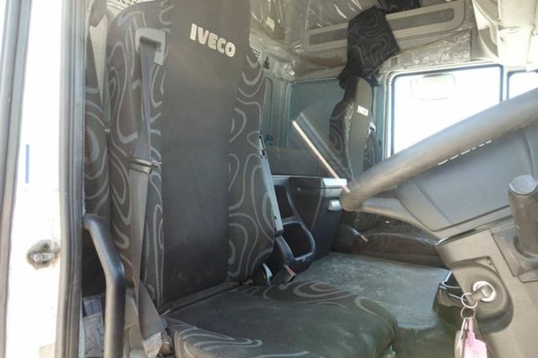 Iveco Stralis AT440S46T/P S-A.....***PARTS AND SPA 377206651