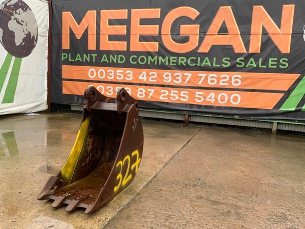 24" DIGGING BUCKET........80mm PINS.......327 377206669