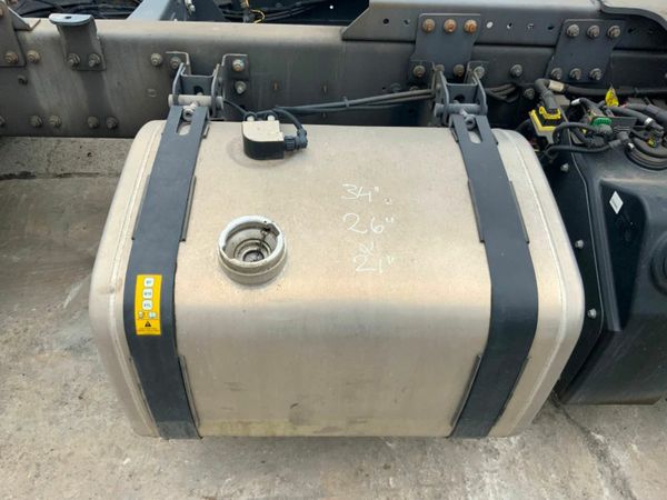 Renault D D320 REAR LIFT PARTS AND SPARES. 377206695