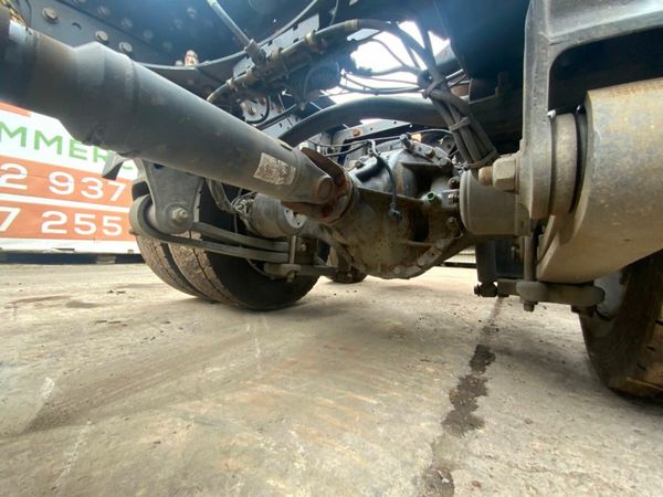 Renault D D320 REAR LIFT PARTS AND SPARES. 377206700