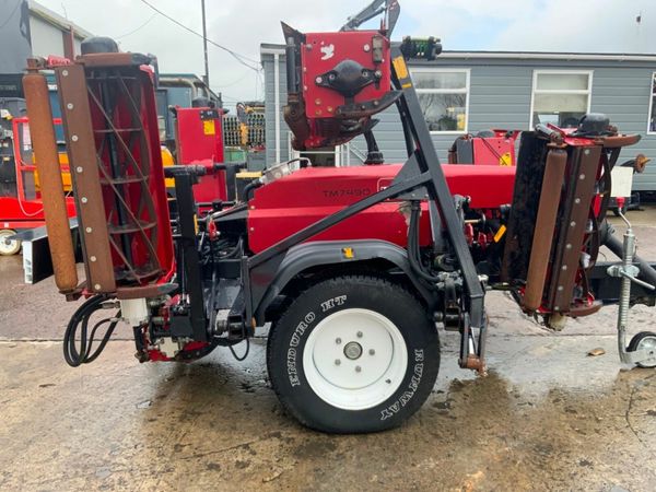 2018 TORO tn 7490 FINISHING MOWER......16ft WIDE. 377207571