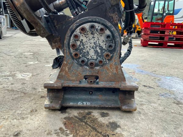 HKS FEEDTHROUGH TILTING Q/ HITCH...80mm PINS. 377207504