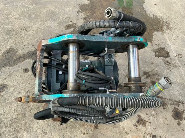 HKS FEEDTHROUGH TILTING Q/ HITCH...80mm PINS. 377207510