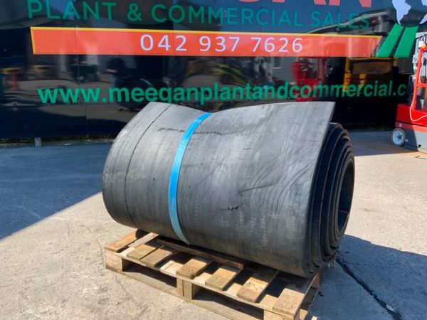 1200mm x 27mm REINFORCED RUBBER MATTING. 377207521